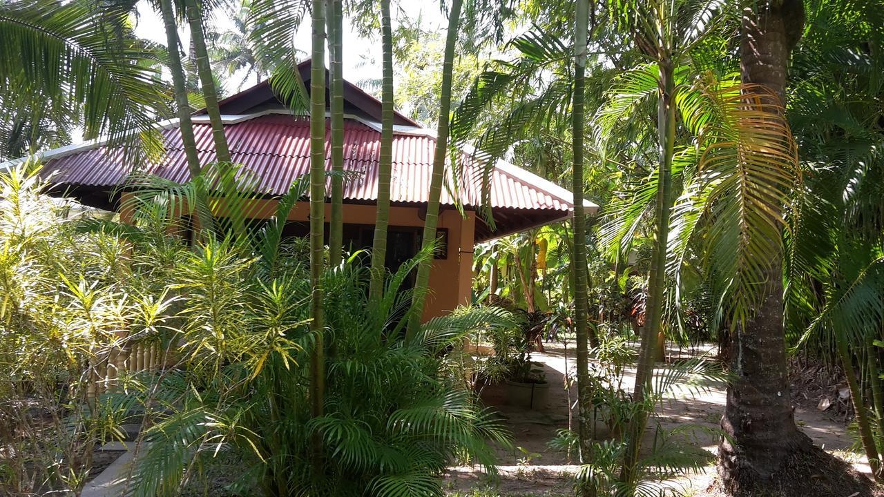 Lake View Bungalows カオラック エクステリア 写真